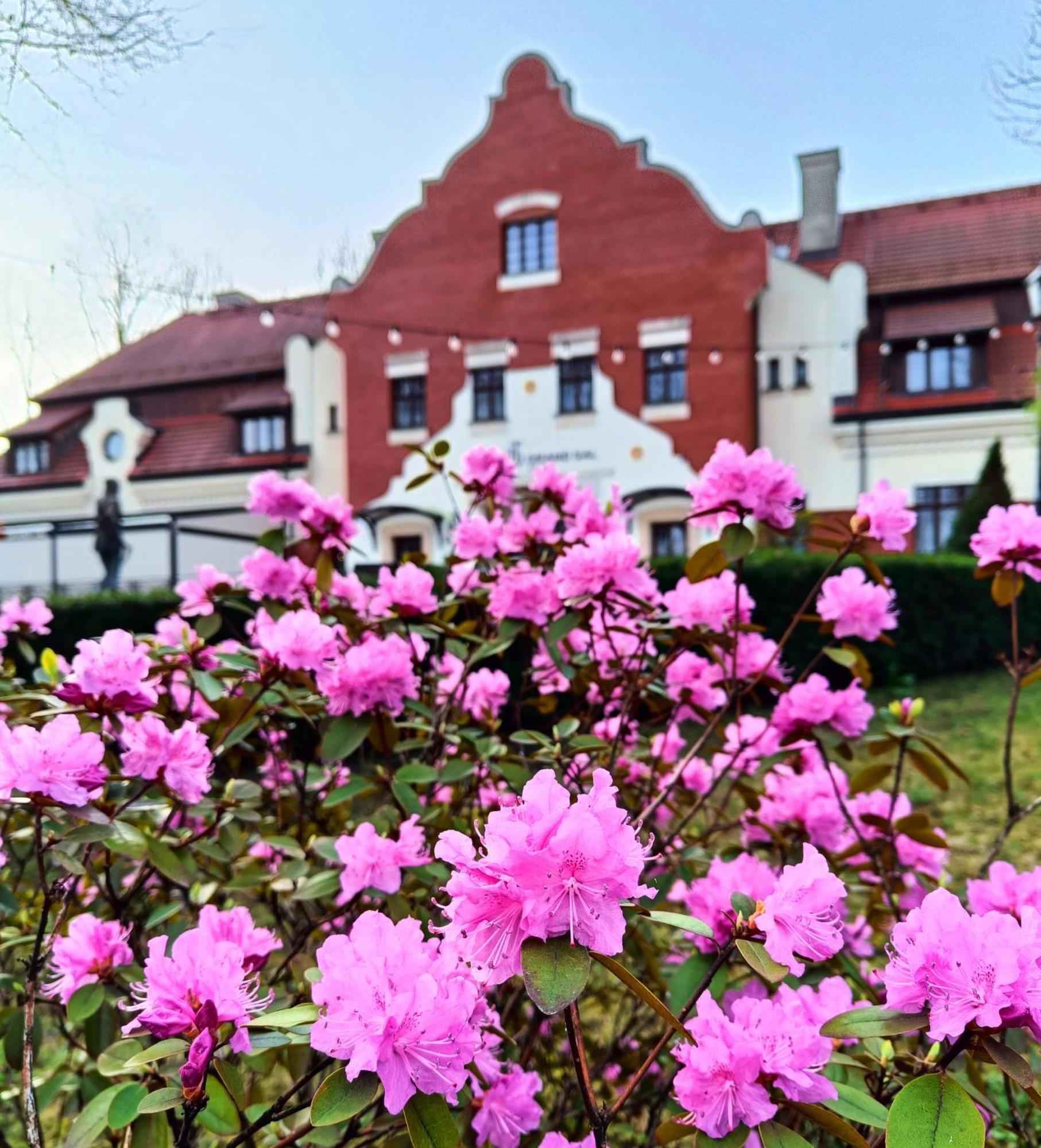 Grand Sal Hotel Wieliczka Buitenkant foto